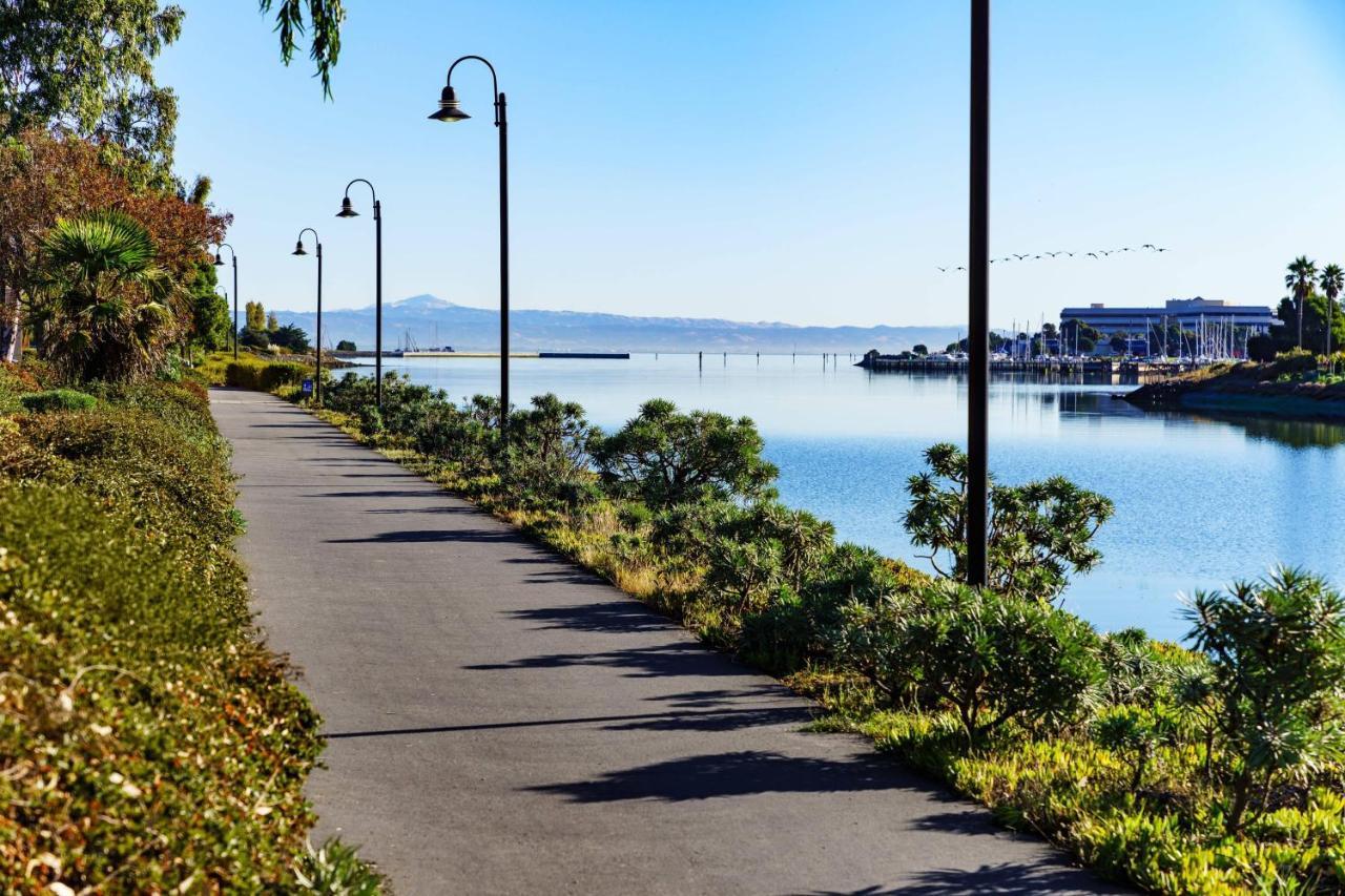 Ac Hotel By Marriott San Francisco Airport/Oyster Point Waterfront South San Francisco Extérieur photo